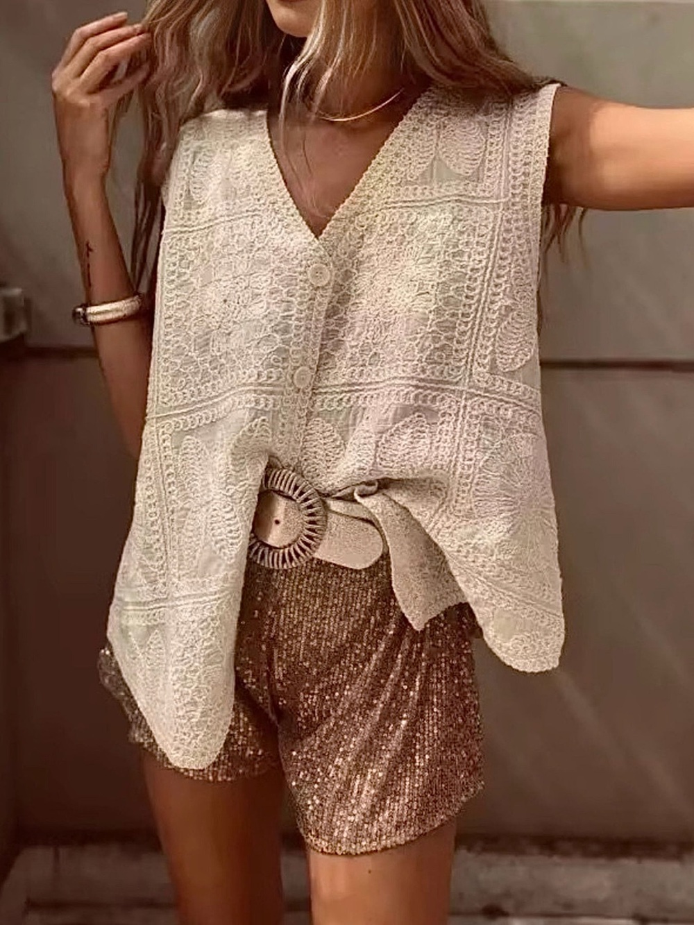 ❤️Hello Gorgeous! Sleeveless Crochet Lace V-Neck Top in Cream